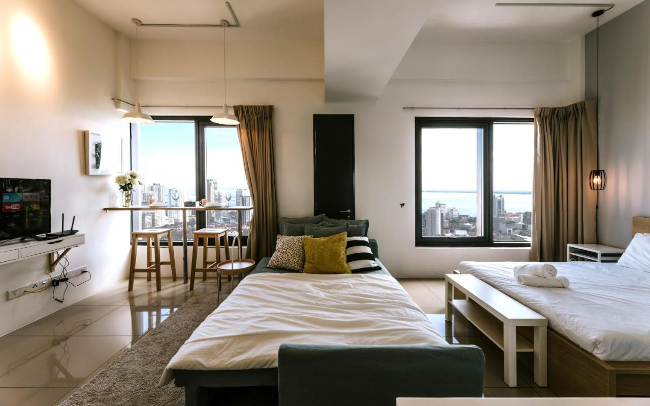 Muji Studio 2 - Seaview At 218 Tropicana Near Komtar Food Heaven With Netflix & Tv Box ジョージタウン エクステリア 写真