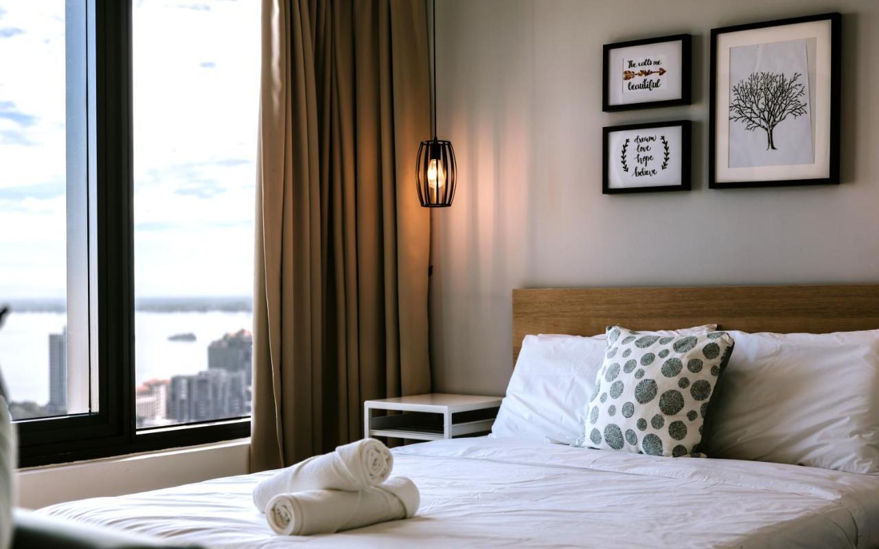 Muji Studio 2 - Seaview At 218 Tropicana Near Komtar Food Heaven With Netflix & Tv Box ジョージタウン エクステリア 写真